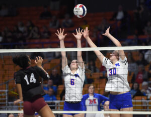 Mohigans dominant on 1st day of state tournament, advance to championship